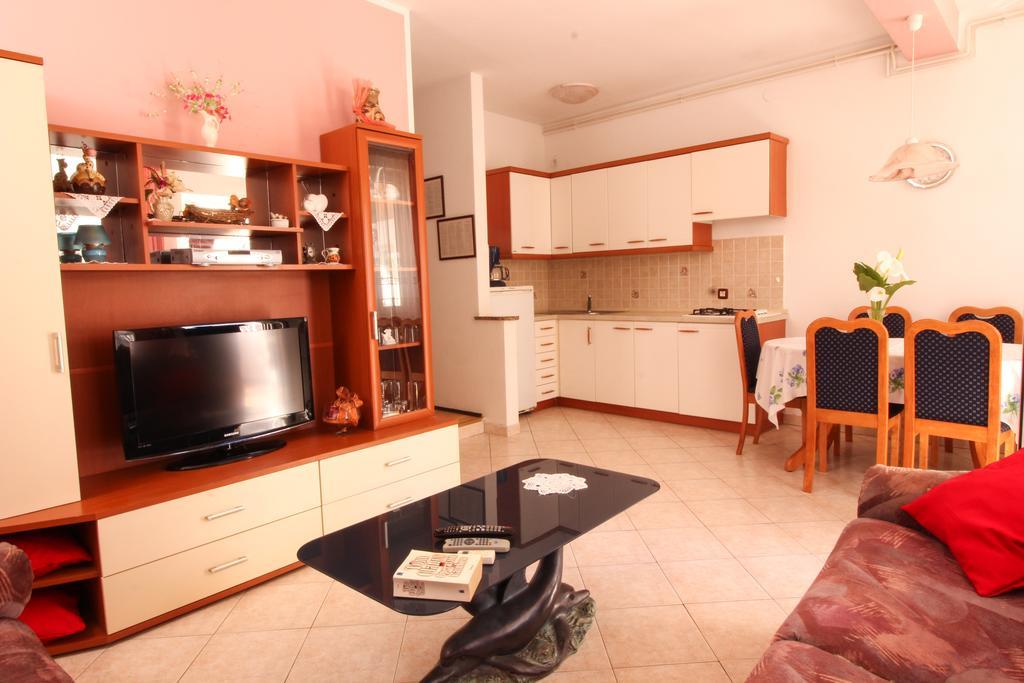 Apartments Sonja Ровінь Екстер'єр фото