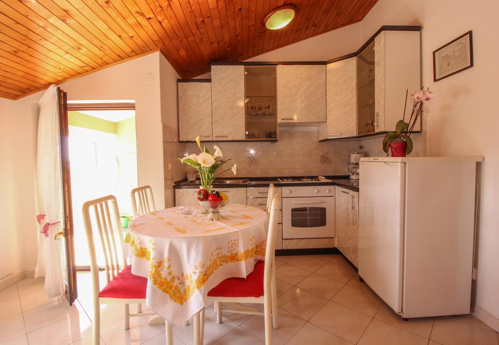 Apartments Sonja Ровінь Екстер'єр фото